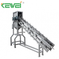 QZJ型椰子切半取汁机